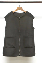 Load image into Gallery viewer, Chocolate Wool Vest
